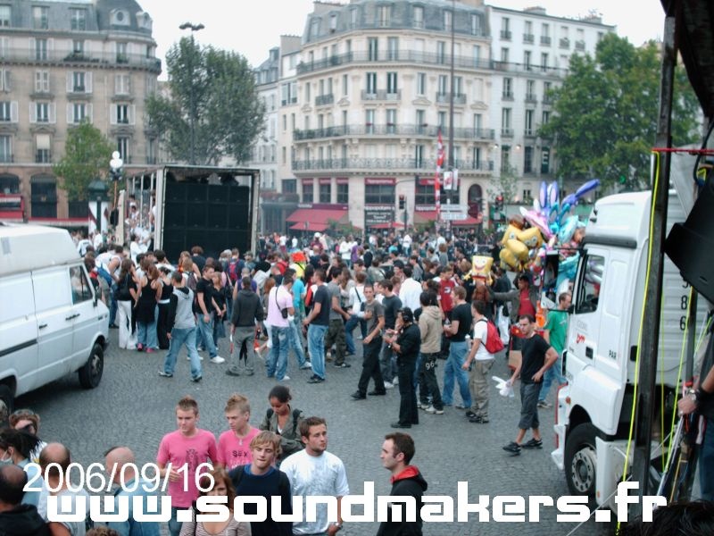 Bumping Discovery @ Techno Parade 2006 (Paris)